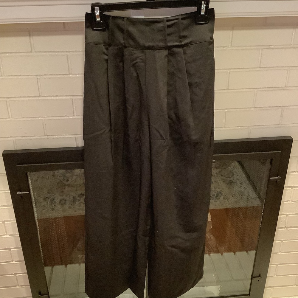 #254 NWT Band of the Free Chic Black Wide-Leg Trousers Sz Small